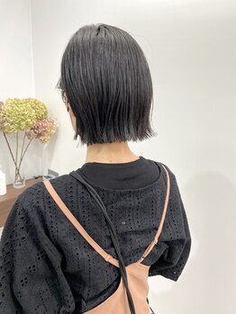 ノーマン(norman)の写真/[立川駅南口徒歩3分]白髪をカバーしながら自然に仕上げたい、お洒落に活かしたい、どちらもお任せ下さい！
