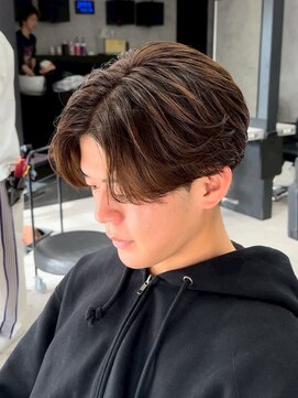 シャイン 大宮(SHINE) メンズカット/パーマ/ヘッドスパ/ブリーチ/眉毛/韓国/大宮/Men's