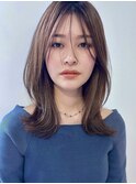 くびれヘア グレージュ　ミディアムボブ 夏 ハイライトカラー