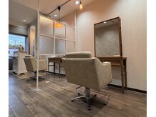 ソルテ(Sorte)の雰囲気(半個室で、貴方だけのプライベートサロン。落ち着いた空間)