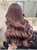 ピンクベージュ×黒インナー