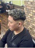 メンズパーマ　ホワイトメッシュ　メンズメッシュ　極道パーマ