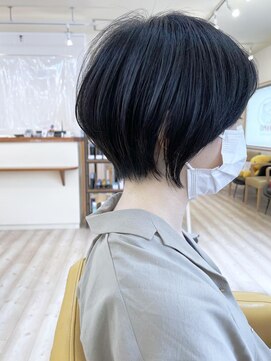 モリオ フロム ロンドン 成増店 【morio成増 セリザワ】上品ショートボブと暗髪カラー