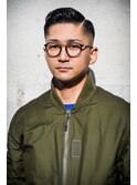 スキンフェードハードパートバーバースタイル