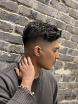 ミリオンバックス 御徒町店(Million Backs)&nbsp;スキンフェード/かき上げ/サイドパート<理容室>[メンズ/御徒町]