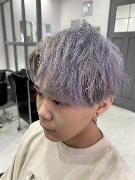 アルーシェ 秋葉原店(Alushe) ホワイト×コンマバング