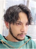 センターパートメンズカットツイストスパイラルパーマゆるめ黒髪