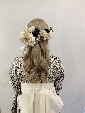 ラトリエコンタン(L´atelier Content) 水引 金箔 成人式ヘア 卒業式ヘア 袴ヘア 振袖ヘア【津田沼】