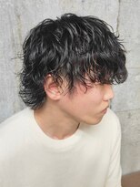 ソレイユ バイ アルフレッド(SOLEIL by alfRed)&nbsp;黒髪　ツイストスパイラルパーマ　波巻きパーマ　ツーブロック