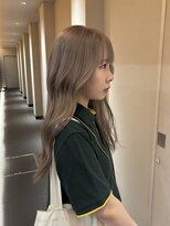 ニール 名古屋 伏見 丸の内(NEELU)&nbsp;【Neelu_manaca】透明感たっぷりミルクティーベージュ