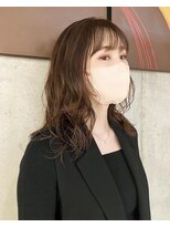 ミドル(MIDDLE)&nbsp;ミディアムパーマ　レイヤーカット