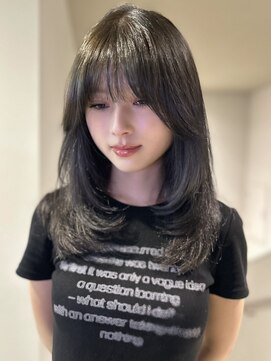 アイシー 表参道(ICY) ミディアムレイヤーカット&オリーブグレージュ