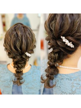 W’d BELL品川駅前店 ヘアセット/ヘアメイク/ヘアアレンジ/着付け専門店 編みおろし