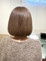 ナンバースリー 溝の口店(Number Three)&nbsp;ブリーチありミルクティーベージュ【N°3溝の口】