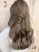 リープス(LEAPS)&nbsp;ショートウルフホワイトグレージュミニウルフオリーブグレージュ