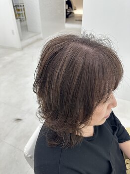 アチェロガーデン(Acero Garden)の写真/ダメージを抑えたカラー剤を使用するので髪に優しく綺麗が叶う！扱いやすい似合わせスタイルを提案します。