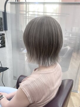 キセイ イオンモール新利府北館店(KISEI) 外ハネ×ショート×ブリーチグラデーションカラー！20代30代