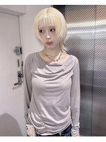 キコエル 三軒茶屋(kikoeru) レイヤーウルフホワイトブロンド