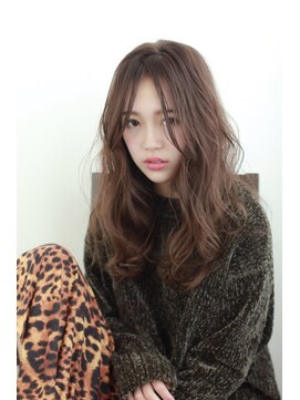 トッカ ヘアアンドトリートメント 難波店 シースルーバング☆センターパート