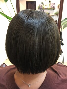 キー(kｅｙ) 立体ショートボブ