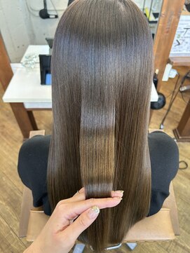 ヘアリゾート リノ(Hair resort Lino) アッシュベージュ×ミネコラトリートメント