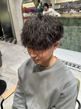 ゼスト リル 新宿(ZEST lill) ツイストスパイラル ツイスパ  マッシュパーマ 新宿
