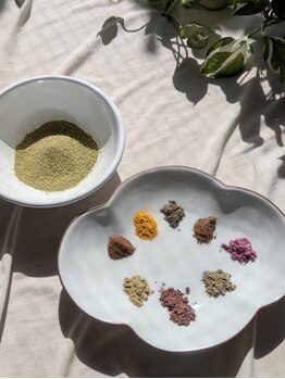 エンス 銀座(Ence)の写真/100%オーガニックヘナを取り扱い◎丁寧なカウンセリング×施術であなたの髪のお悩みを解決へと導きます＊