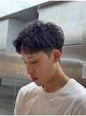 清潔感アップのフェザーパーマセンターパート◎