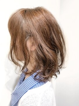 パーマ 細い髪の毛でも大丈夫 パーマスタイル L リアン Lian のヘアカタログ ホットペッパービューティー
