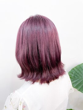 ルヴェルヘアー(Revel hair) チェリーピンク×くびれ外ハネロブ☆