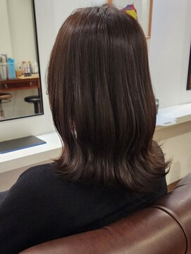 インビテーション(invitation) グレージュ