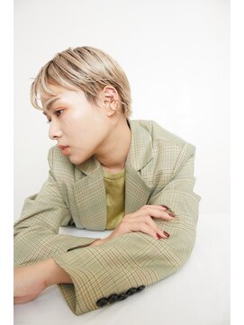 アミ カシワ(ami kashiwa) ハイトーンベリーショート