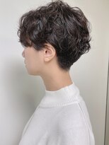 【morio原宿】刈り上げマッシュ癖毛風パーマニュアンスショート