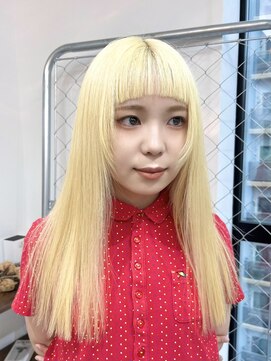 リル 溝の口(LiL) 抜きっぱなしブロンド/ブリーチ/ダブルカラー/レイヤーカット