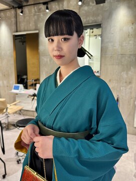 ヨーク(yoke) 【 yoke×HINAKO】卒業式ヘアセット/タイトシニヨン/シニヨン