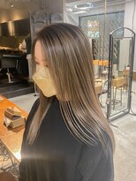【ROJITHA原宿表参道】大人女性上品バレイヤージュ