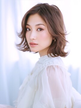 アルトリスト(Altruist Aging×HAIR&SPA) ★ダークアッシュ大人ガーリーボブ着物ミディアムレイヤーカット