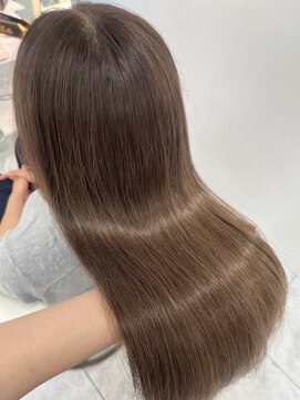 ロンドルピナス 小倉(Lond Lupinus) ミディアムヘア暗めカラー/デザインカラー/フェイスフレーミング