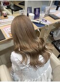 ミルクティーベージュ