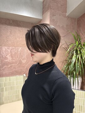 ★ハイライトで作る立体的骨格矯正ショートヘア白髪ぼかし横浜