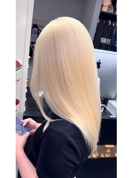 セレーネヘアー オオサカ 心斎橋店(Selene hair OSAKA) blond