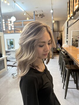 アンドケー 那覇おもろまち店(and K) 海外風シャドールーツ