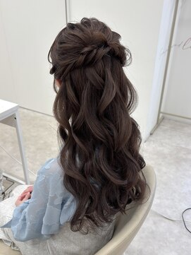 スイ(sui) ふわふわハーフアップ
