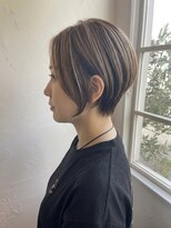 ロアン(roan)&nbsp;極細ハイライト×丸み前下がりショート