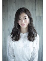 コマ(coma)&nbsp;【coma中野】ツヤ感暗髪でつくる、ゆるふわランダムウェーブ