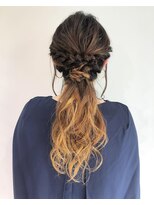 シーン 池袋(scene.)&nbsp;scene.【シーン】【池袋 西口徒歩3分】大人ポニーアレンジ