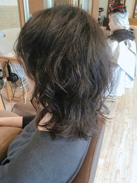 ウィービーパセリ atre川越店(WE BE PARSLEY) 癖を生かせるカット  担当 黒岩 明子