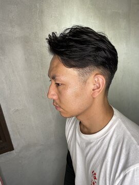 アンダーバーホワイトモデ 河内長野(_WHITE mode) ☆フェード＋パーマ　千代田×河内長野