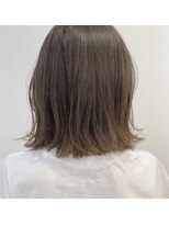 セカンド(2nd)&nbsp;切りっぱなしボブ/ケアブリーチカラー/ハイライト/透明感カラー