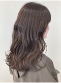 大人かわいい 美髪 こなれミデ ネビージュ ホワイトベージュ